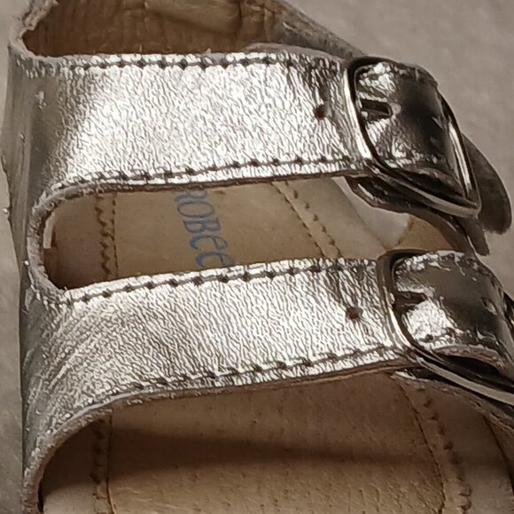 Baby Robeez Silver Metallic Leather Sandals Velcro Size 9-12 months - Picture 2 of 8